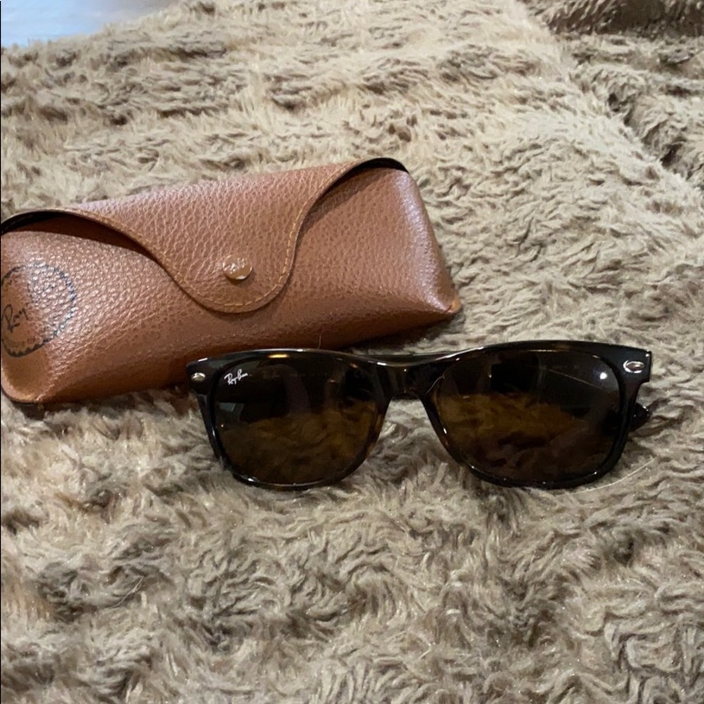 Original Ray-Ban Wayfarer in Tortoise